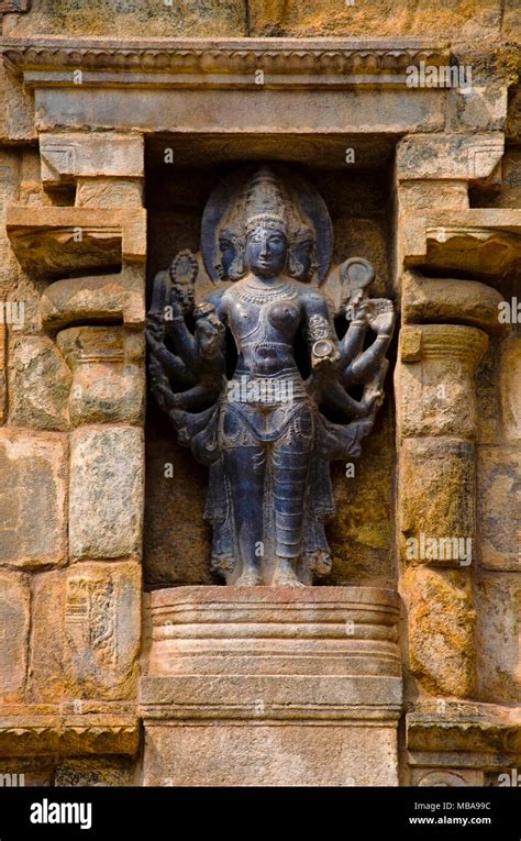 Carved idol on walls of Airavatesvara Temple, Darasuram, near Kumbakonam, Tamil Nadu, India ...