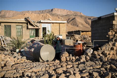 ‘I Am Alive’: Survivors of Iran Earthquake Mourn as Government Scrambles to Help - The New York ...