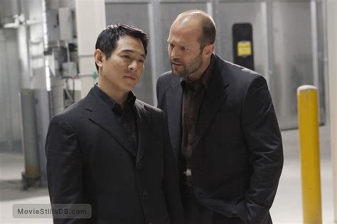 War - Publicity still of Jason Statham & Jet Li