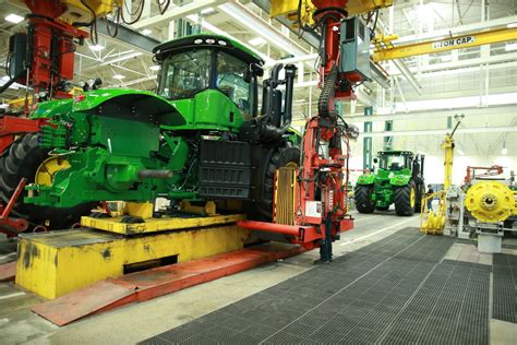 John Deere Factory Tours | Visit John Deere | John Deere IN