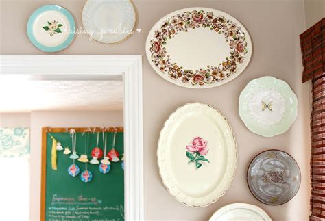 Raising Up Rubies- Blog: pretty plate display ... ♥