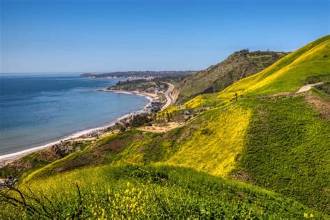 The 10 Best Hiking Trails in Malibu