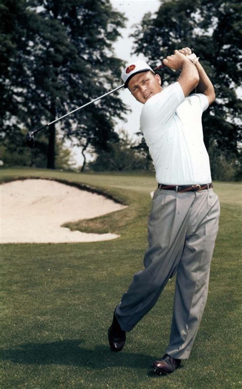 Arnold Palmer dies at 87, made golf popular for masses