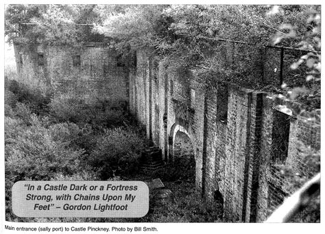 Historic Photos and Illustrations (double click to enlarge image) | Castle Pinckney - Charleston SC