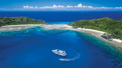 Blue Lagoon Cruises - Fiji Resorts | Island Escapes