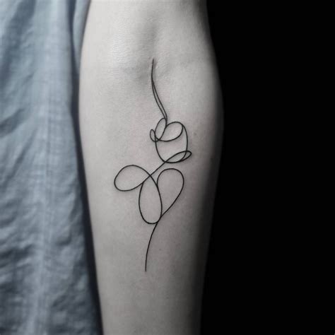 17 Minimal Abstract Tattoos for a Subtle and Beautiful Look