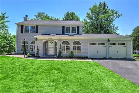 Manalapan, NJ Real Estate - Manalapan Homes for Sale | realtor.com®