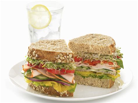 Whole-Wheat Turkey Sandwiches recipe | Eat Smarter USA