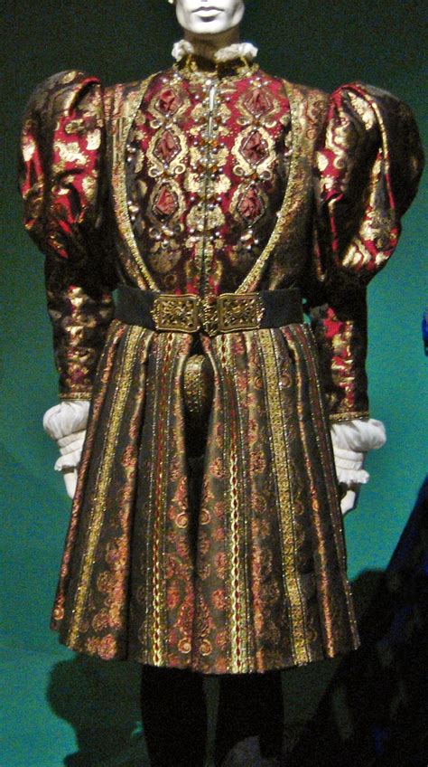 Tudor Costume | Renaissance fashion, Elizabethan fashion, Tudor costumes