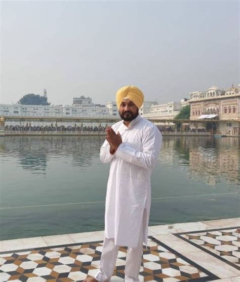 Charanjit Singh Channi Wiki, Age, Caste, Wife, Children, Family, Biography - WikiBio