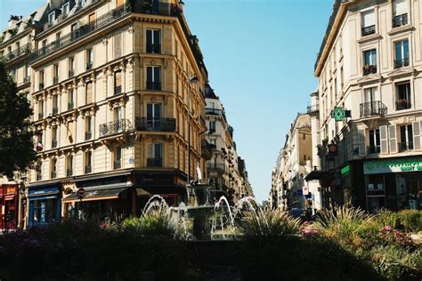 Uncover Paris's Best-Kept Secrets: Top 5 Walking Tours You Can't Miss!