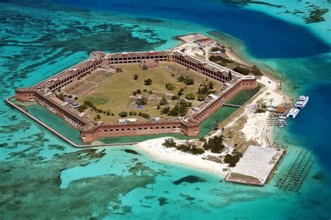 mother nature: Fort Jefferson (Florida)