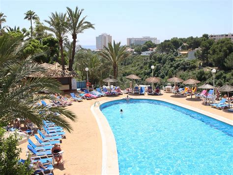 HSM Canarios Park - Calas De Mallorca Hotels | Jet2Holidays