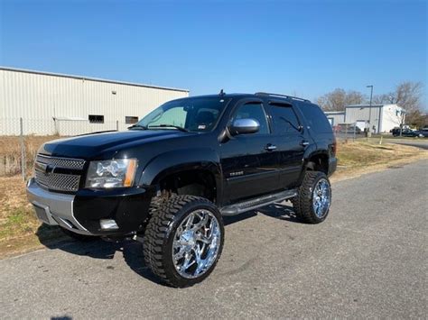 2007 Chevrolet Tahoe Z71 4x4 Lifted Loaded for sale on RYNO Classifieds