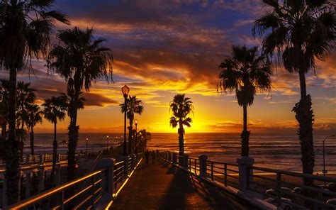 Sunset At The Oceanside Pier In The North County Of San Diego ...