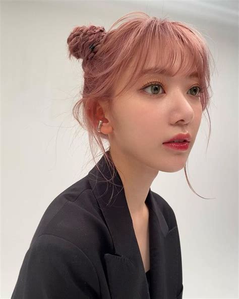 Sakura | Pink hair, Sakura, Sakura miyawaki