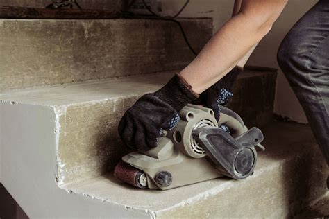 Sanding Concrete Floor With Hand Sander | Floor Roma