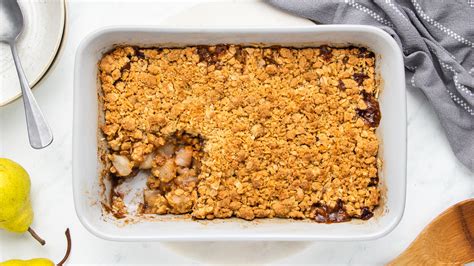 Super Simple Pear Crisp Recipe