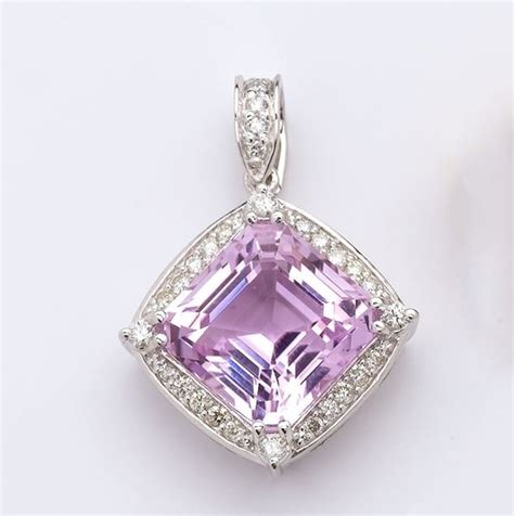 115166 : Kunzite & Diamond Pendant - Abrecht Bird Jewellers