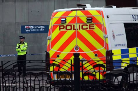 Army bomb disposal unit called to Newcastle University building - Mirror Online