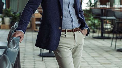 How To Wear A Blazer With Jeans And Sneakers at William Pittman blog