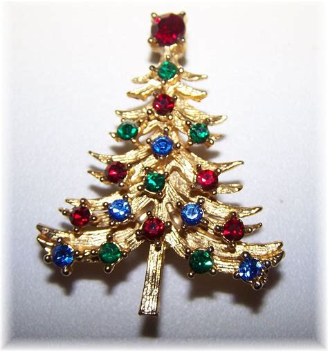 Vintage Christmas Tree Rhinestone Pin / Brooch : Victoria's Purrrrfect ...