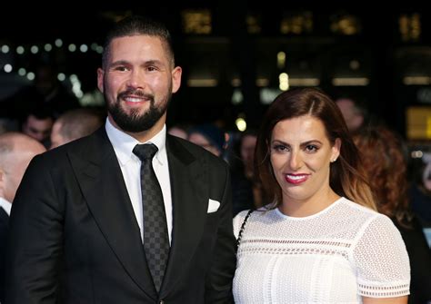 Who is Tony Bellew's wife and why did the Celebrity SAS star quit boxing?