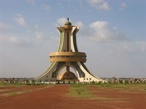 TROPICALIZER: Monuments et mémoriaux d'Afrique 2