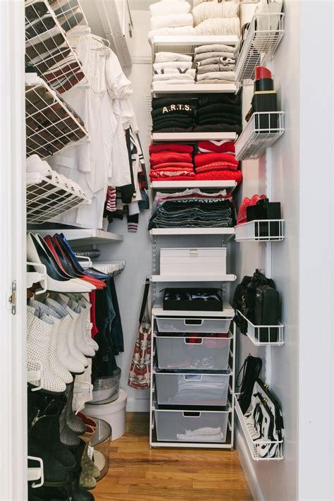 Small Walk-In Closet Organization Tips