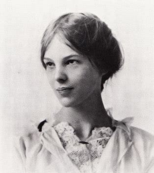 Early Life - AMelia Earhart