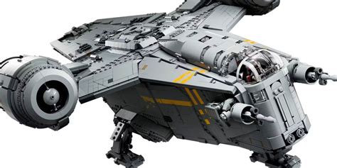 Massive LEGO Razor Crest Gives Millennium Falcon A Run For Its Money