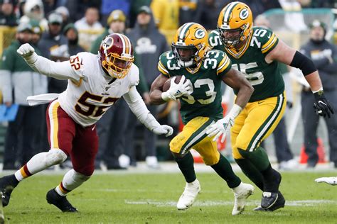 Aaron Jones leads Packers past Washington, 20-15