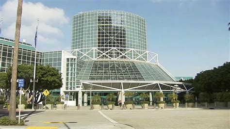 Los Angeles City Council considering using Convention Center as ...