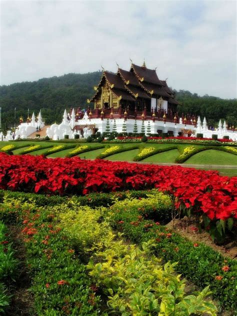 Royal Flora Ratchaphruek - Easy Day - Thailand Tours