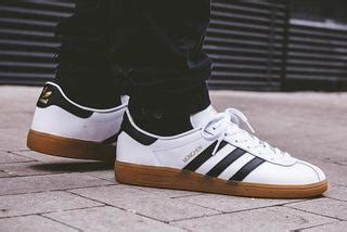 adidas Munchen (White/Gum) - Sneaker Freaker