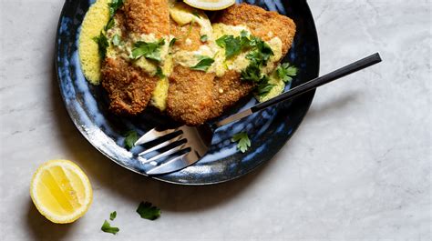 BREADED FLOUNDER WITH CREAMY LEMON SAUCE - Mishpacha Magazine