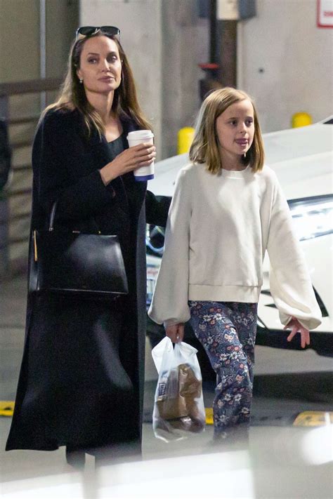 Angelina Jolie - Shopping with daughter Vivienne in LA-20 | GotCeleb