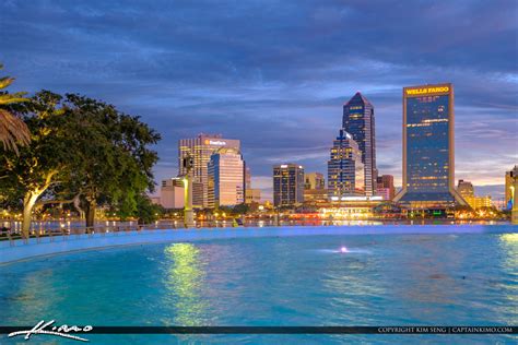 Friendship Fountain at Night Downtown Jacksonville Skyline View | Royal ...