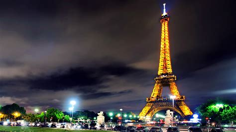 Eiffel Tower Background (63+ images)