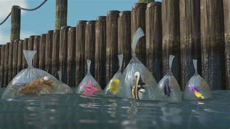 Finding Dory deleted scene shows Nemo's tank gang escape | EW.com