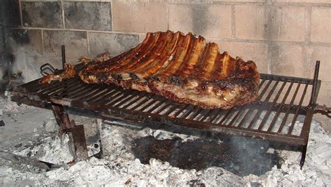 El origen de la parrilla – ASADACHO. Fanaticos Oficiales del Asado