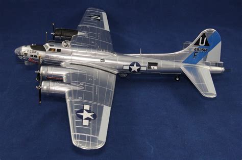 Corgi B-17G "Sentimental Journey" AA33307 - DA.C