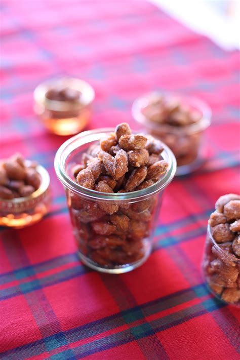 Sweet and Spicy Almonds | Recept