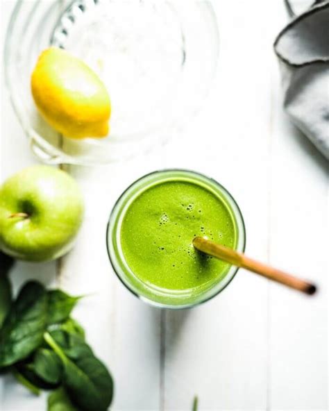 Green Apple Smoothie – A Couple Cooks