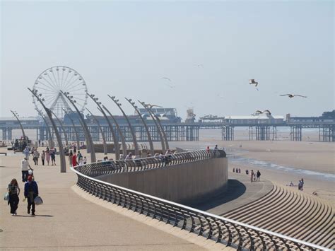 Look around Blackpool Promenade and Seafront - Live Blackpool