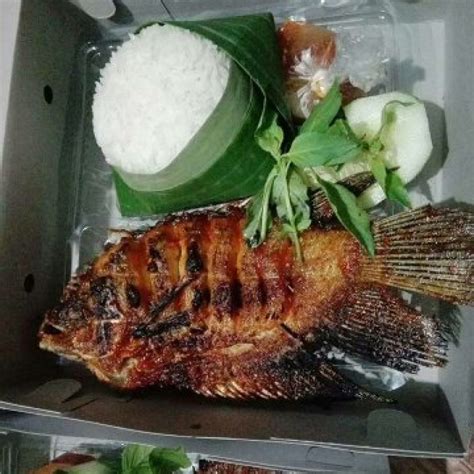 Ikan Gurame Goreng