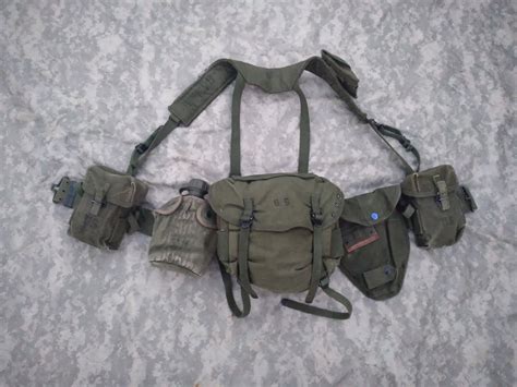 US Army/USMC Vietnam War M1956 Web Gear Set-Canteen, Ammo Pouch, Butt ...