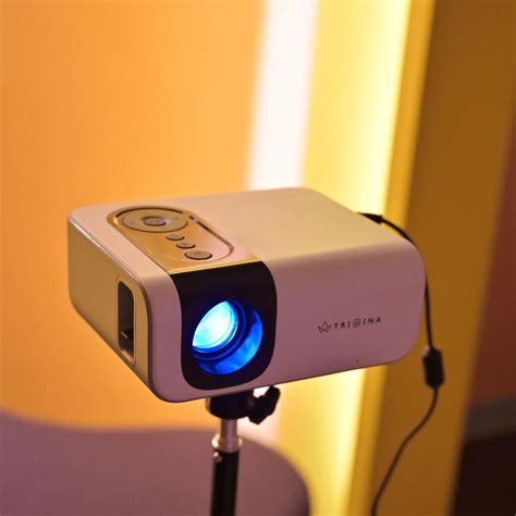 Projector vs TV - Which Is Right For Your Home Theatre?