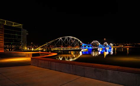 Tempe Town Lake Pedestrian Bridge | American Institute of Steel ...