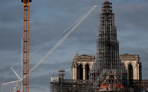 New Notre-Dame spire takes shape on Paris skyline